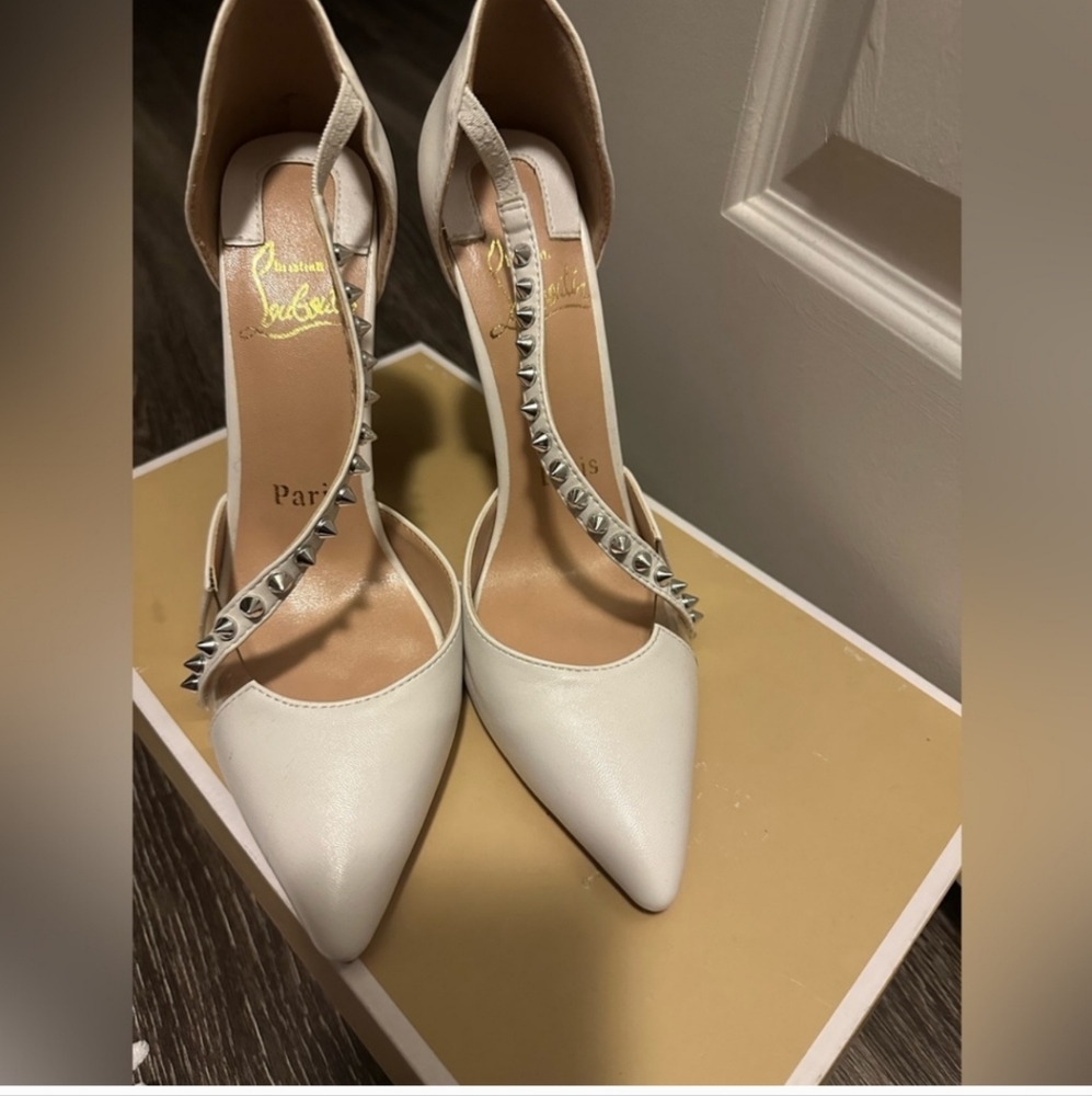 Christian Louboutin- Hot Chick White